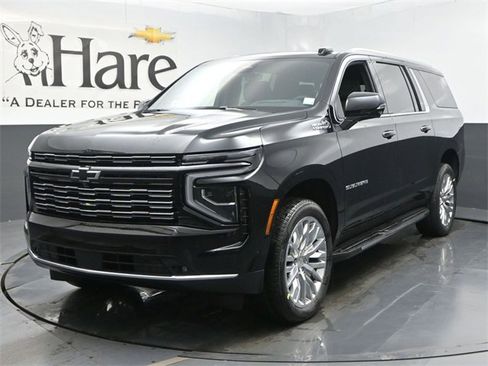 New 2026 Chevrolet Suburban High Country image 8