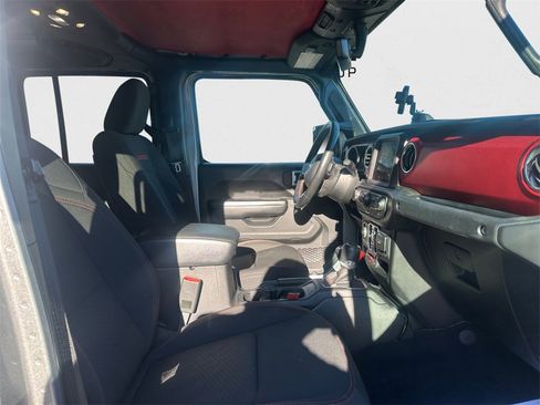 Certified 2020 Jeep Gladiator Rubicon image 25