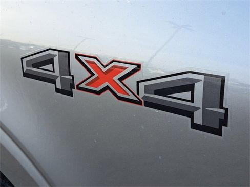 Used 2022 Ford F150 Lariat w/ Equipment Group 502A High image 6