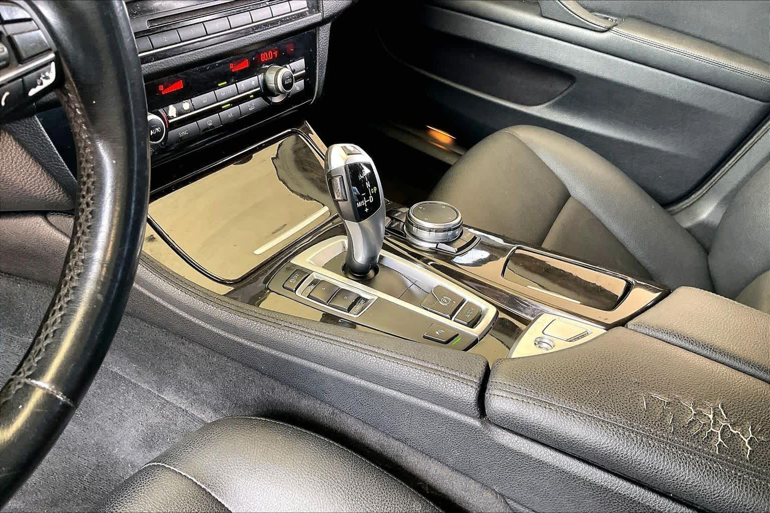 Used 2015 BMW 528i Sedan RWD image 14