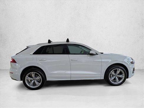 Used 2023 Audi Q8 Premium Plus image 4