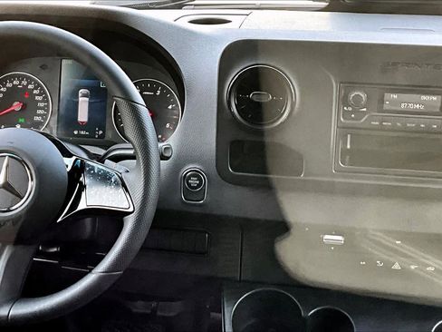 New 2026 Mercedes-Benz Sprinter 2500 image 9