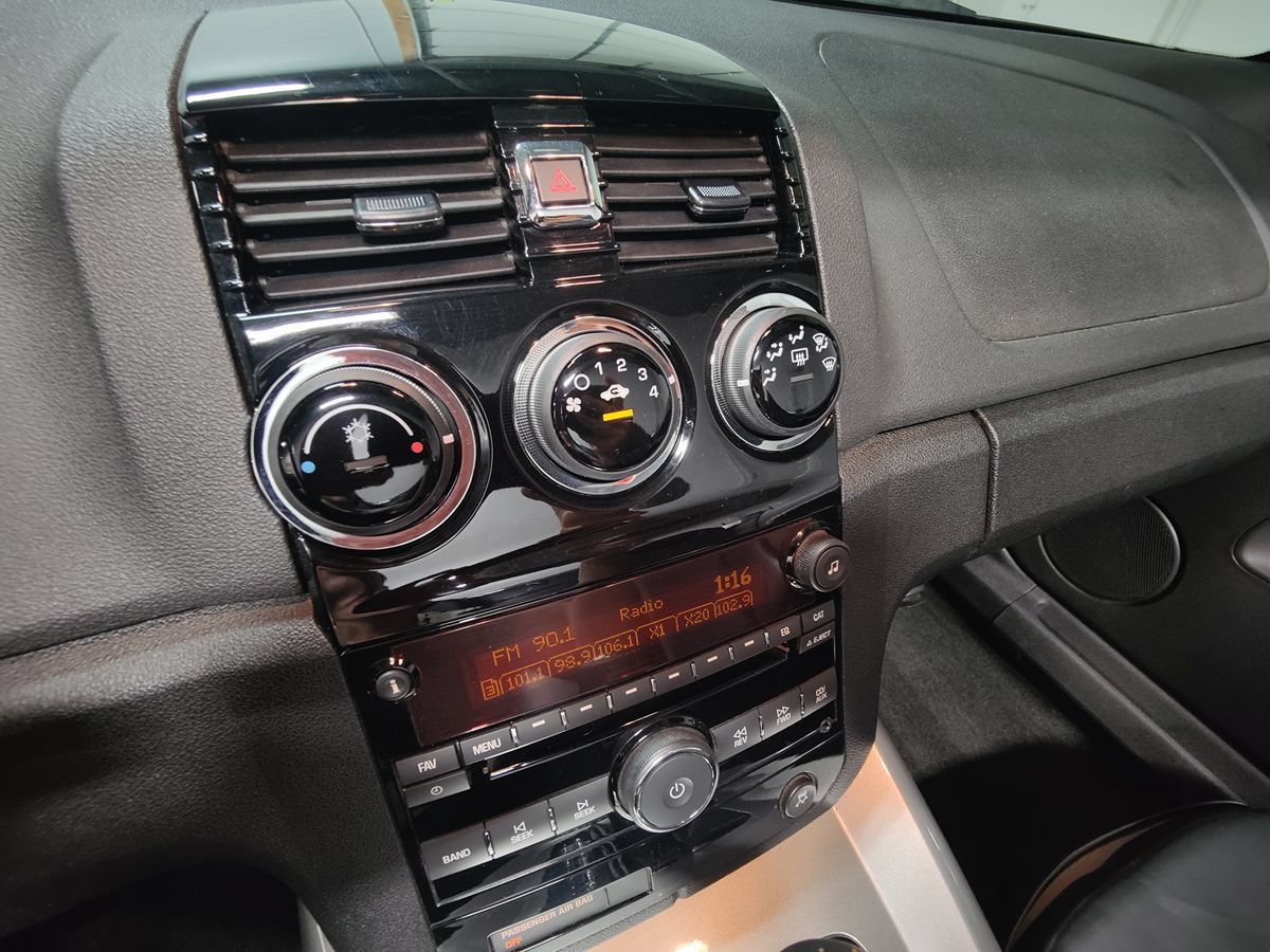 Used 2008 Saturn Sky Red Line RWD image 37