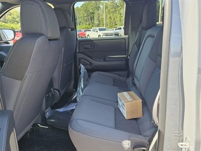 New 2026 Nissan Frontier SV w/ SV Convenience Package