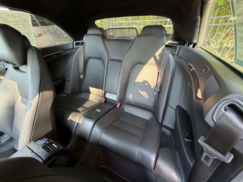 Used 2015 Mercedes-Benz E 550 Cabriolet image 34