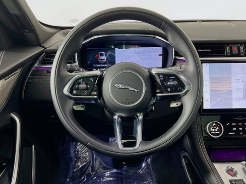Used 2025 Jaguar F-PACE R-Dynamic S AWD/4WD image 11