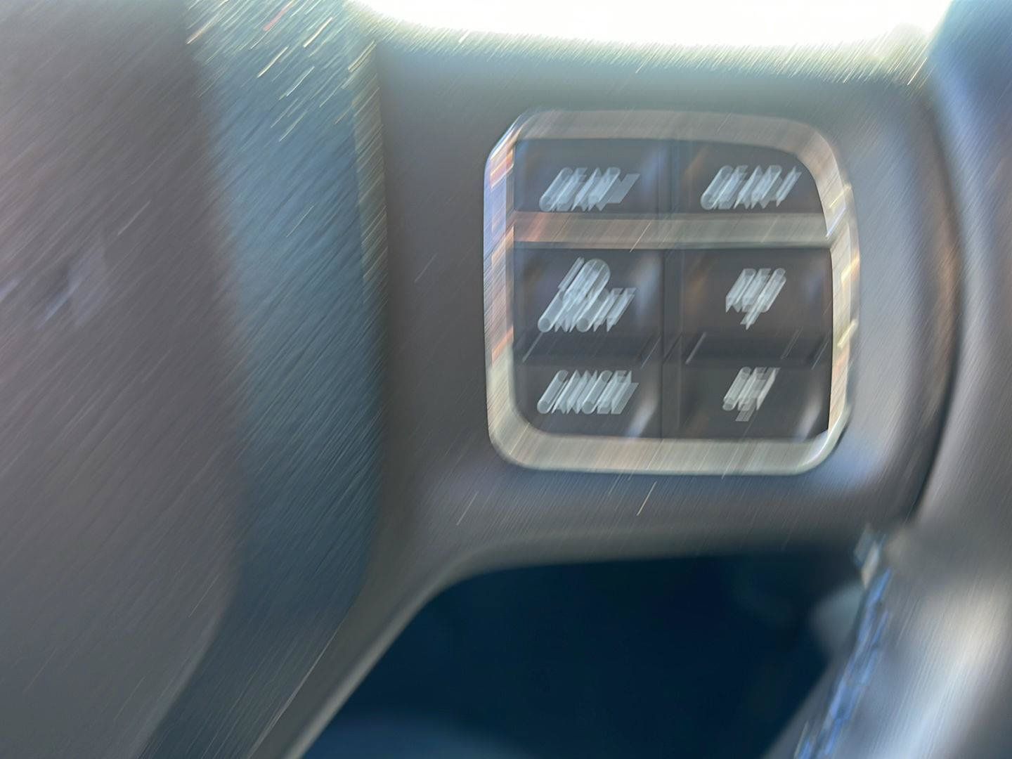 Used 2018 RAM 1500 Sport w/ Hydro Blue Sport Package AWD/4WD image 18