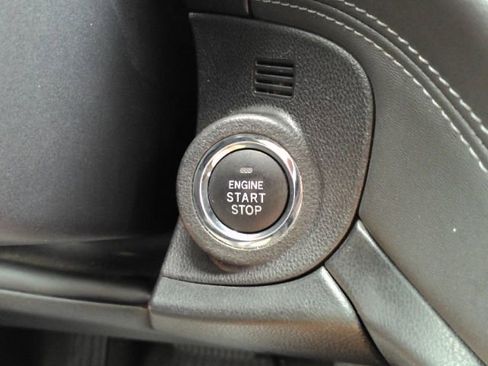 Used 2020 Subaru Outback Limited image 40