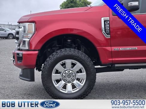 Certified 2022 Ford F250 Platinum w/ FX4 Off-Road Package AWD/4WD image 9