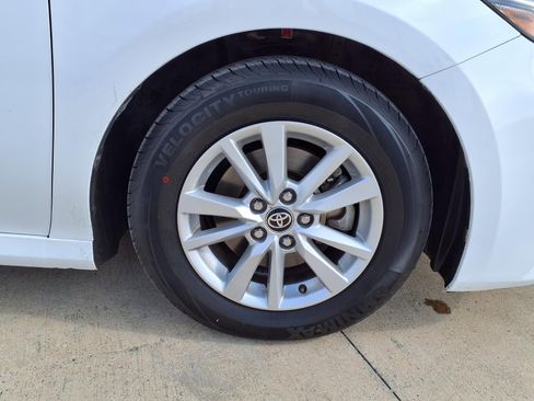 Certified 2025 Toyota Camry LE image 9