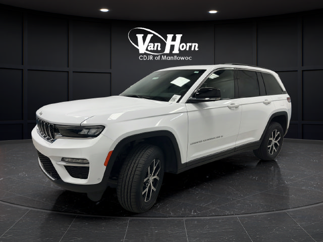 Certified 2025 Jeep Grand Cherokee Limited w/ Luxury Tech Group II AWD/4WD image 3
