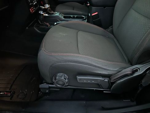 Used 2020 Jeep Wrangler Rubicon image 11
