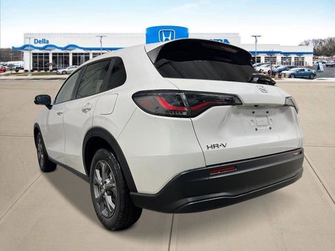 New 2026 Honda HR-V LX image 5