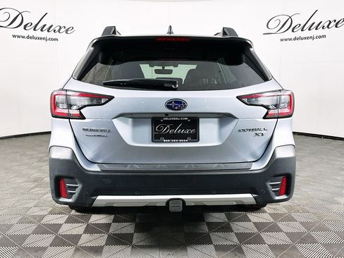 Used 2022 Subaru Outback Limited XT image 5