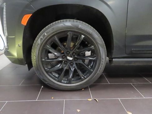 Certified 2023 Cadillac Escalade ESV Sport Platinum w/ LPO, ONYX Package image 15