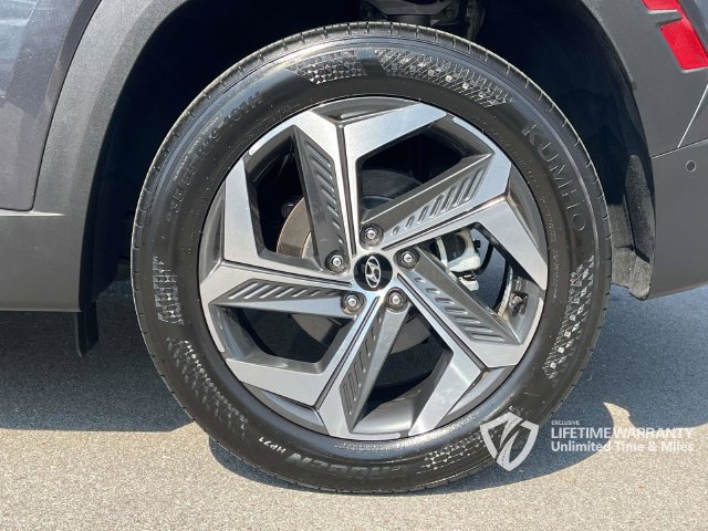 Used 2024 Hyundai Tucson Limited FWD image 13