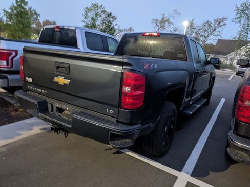 Used 2019 Chevrolet Silverado 1500 LT w/ All Star Edition image 6