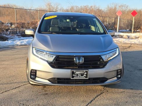 Used 2023 Honda Odyssey Elite image 4