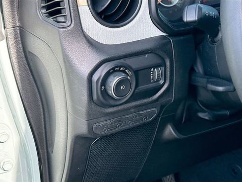 Used 2024 Jeep Wrangler Sport S image 10