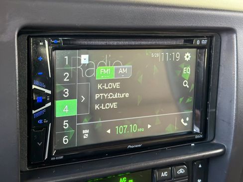 Used 2005 Ford Excursion Eddie Bauer AWD/4WD image 17