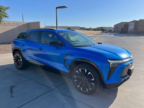 Used 2024 Chevrolet Blazer EV RS RWD image 5