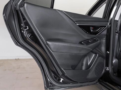 Used 2023 Subaru Outback Limited image 42