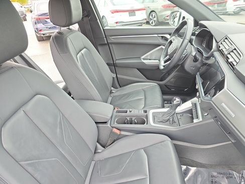 Used 2023 Audi Q3 2.0T Premium Plus w/ Premium Plus Package image 10