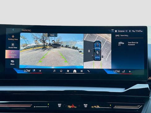 Used 2025 BMW 530i w/ M Sport Package image 35