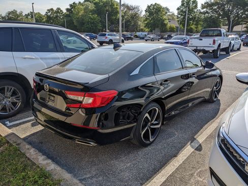 Used 2022 Honda Accord Sport image 18