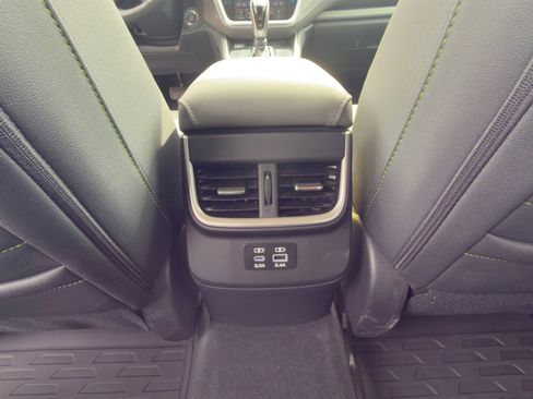 Used 2025 Subaru Outback Onyx Edition image 15