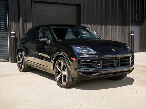 New 2026 Porsche Cayenne E-Hybrid image 7