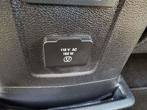 Used 2019 Jeep Wrangler Unlimited Rubicon w/ Dual Top Group image 16