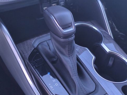 Used 2021 Toyota Highlander Limited image 28