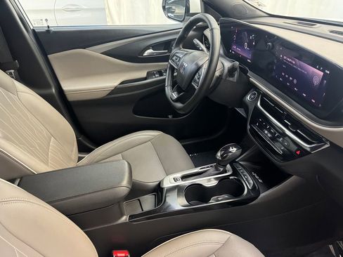 Certified 2024 Buick Envista Avenir image 25