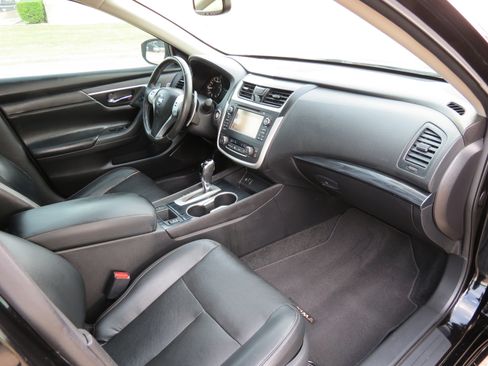 Used 2016 Nissan Altima 3.5 SL image 35