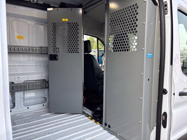 Used 2023 Ford E-Transit Medium Roof RWD image 30