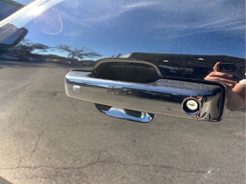 Used 2021 Ford F150 Lariat w/ Equipment Group 502A High image 18