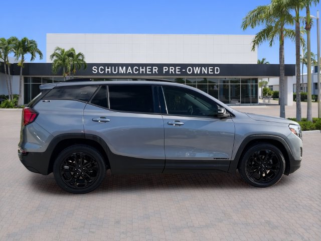 Certified 2021 GMC Terrain SLE w/ Driver Convenience Package FWD image 8