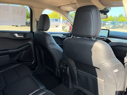 Used 2020 Ford Escape SEL AWD/4WD image 29