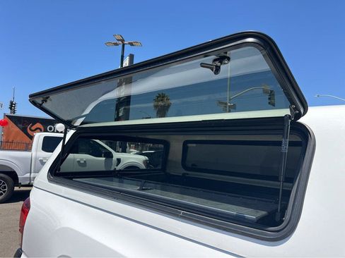 Used 2020 Toyota Tacoma SR RWD image 38