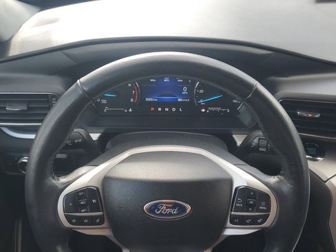 Used 2022 Ford Explorer XLT w/ Equipment Group 202A image 24
