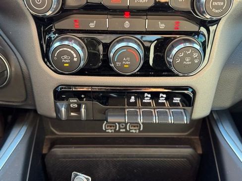Used 2025 RAM 1500 Big Horn image 19