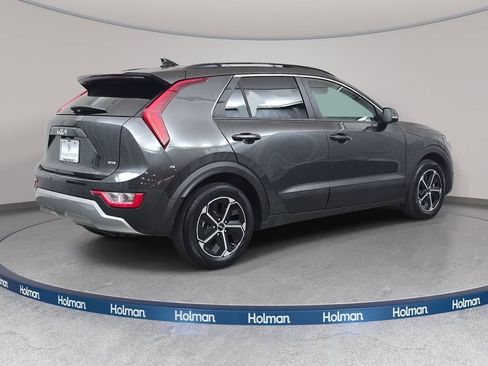 Used 2023 Kia Niro EX FWD image 6