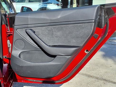 Used 2022 Tesla Model 3 Long Range image 12