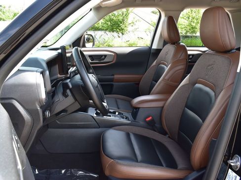 Certified 2025 Ford Bronco Sport Outer Banks w/ Outer Banks Tech Package+ AWD/4WD image 20