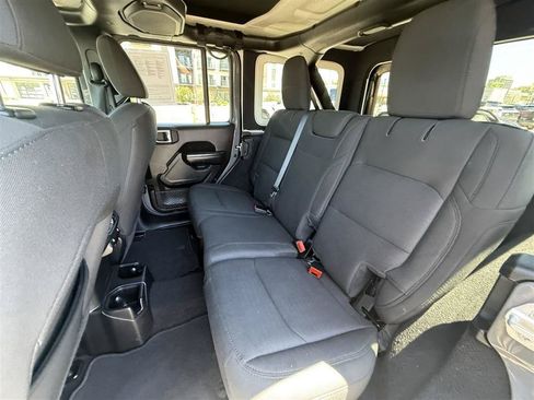 Used 2020 Jeep Wrangler Unlimited Sport S AWD/4WD image 17