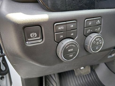 New 2026 Chevrolet Silverado 1500 LT Trail Boss AWD/4WD image 13