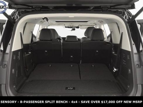 Used 2025 INFINITI QX80 Sensory image 15