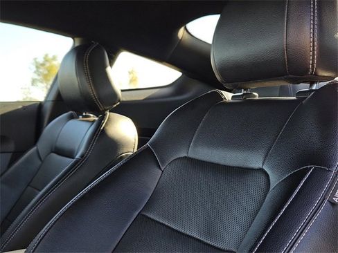 Used 2019 Ford Mustang GT Premium image 19