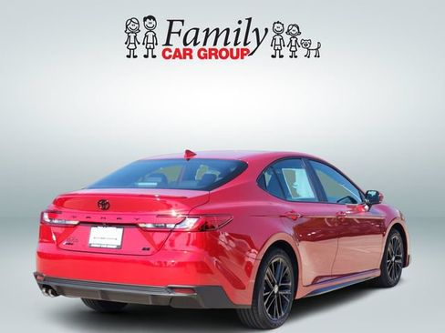 New 2026 Toyota Camry SE FWD image 4